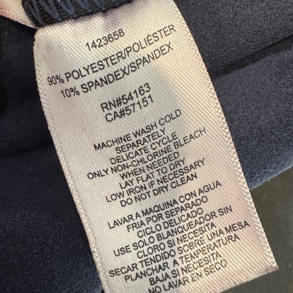 Andrew Marc Women's Mid Rise Lightweight Faux Suede Pull On Pant Navy Size Small - Picture 8 of 8